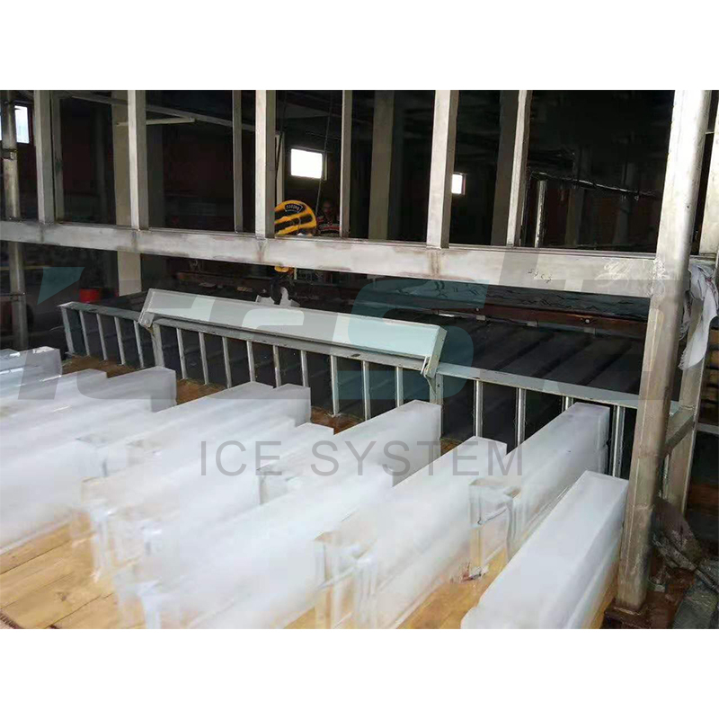 Réservoir de saumure d'eau salée 3 tonnes machine à glace en bloc pour le refroidissement des fruits de mer
